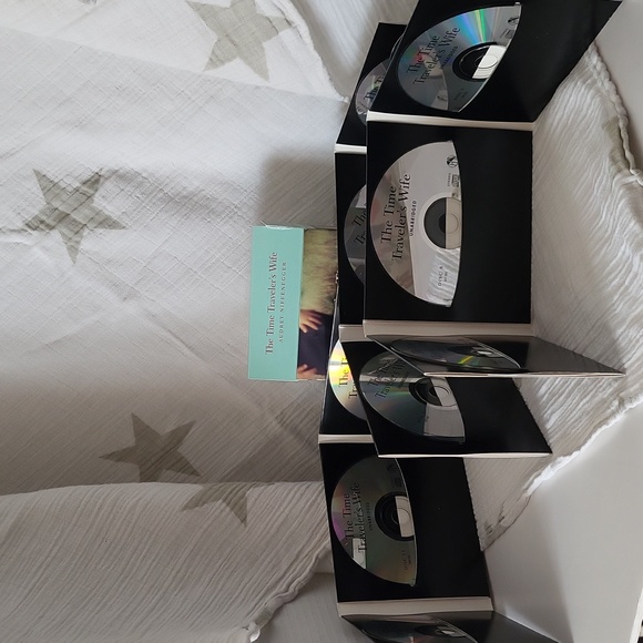 The Time Traveler's Wife by Audrey Niffenegger 2004 16 CDs Unabridged Audiobook - Picture 5 of 8